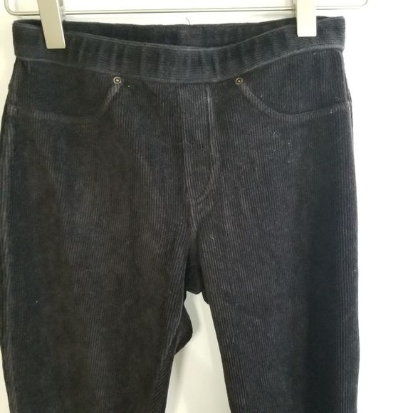 Hue XS stretchy Black corduroy pants - Picture 5 of 11